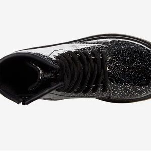 DR. MARTENS black sparkly. Great condition!
